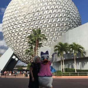 Meet your Posher, Brenda